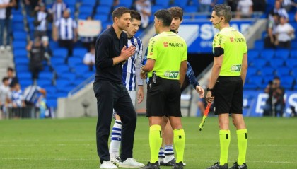 VAR再起争议！皇马队长卡瓦哈尔因攻击行为遭红牌罚下