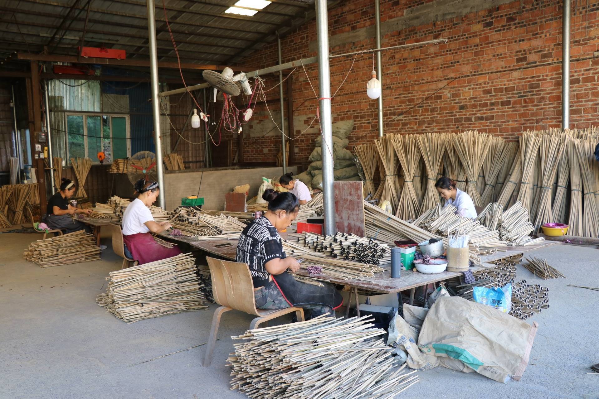 贵州镇远羊坪镇:千亩竹海里的增收“密码”