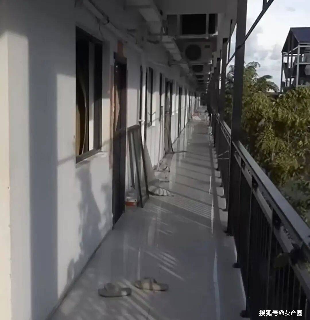 “柬埔寨版鱿鱼游戏”:铁丝网后的地狱,仍困着上千名韩国人