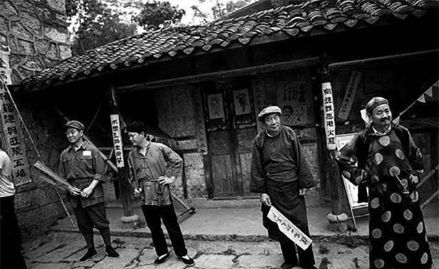 原创民国时的保长,跟当时的村长有什么区别?