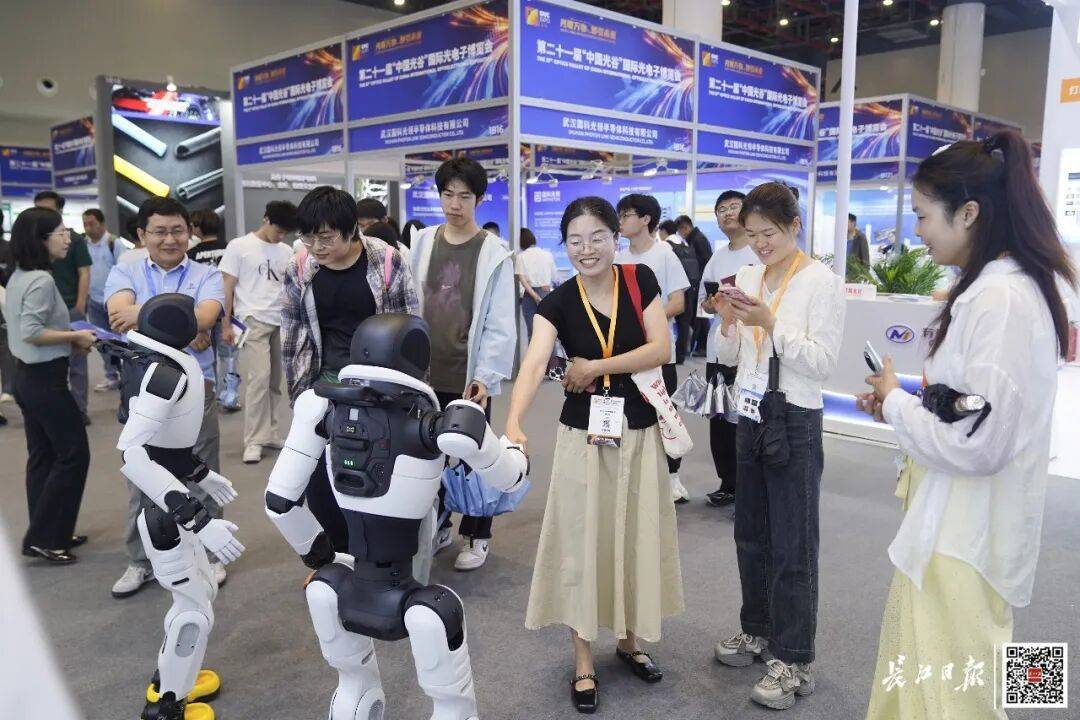 法国人伊万在武汉待了59小时,上午是卖方下午是买手,直呼“太值”
